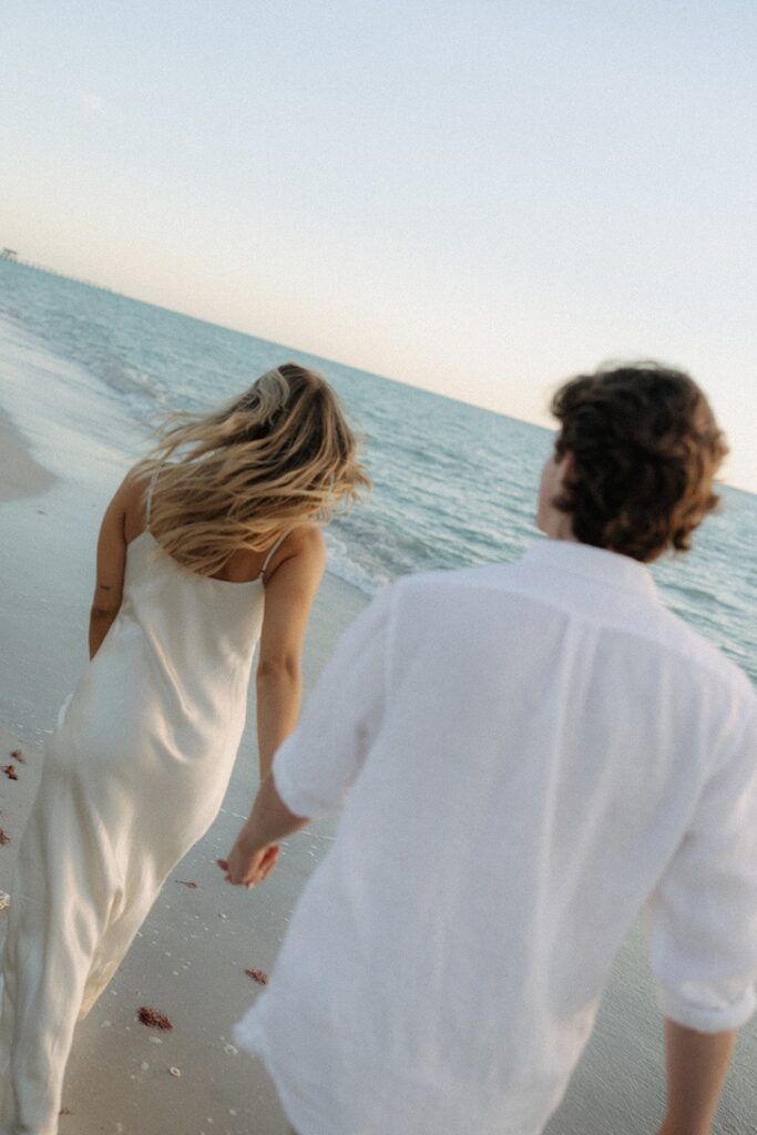 Fun things to do in Southwest Florida | A couple enjoying the beaches in Southwest Florida