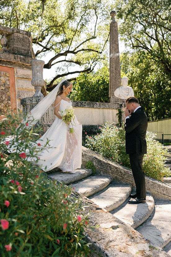 First look at Vizcaya a wedding venue in south florida