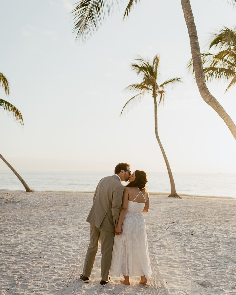 off the hook hideaway a beach wedding venue in south florida