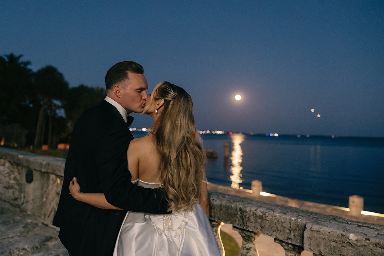 ​vizcaya museum wedding photo by the bay