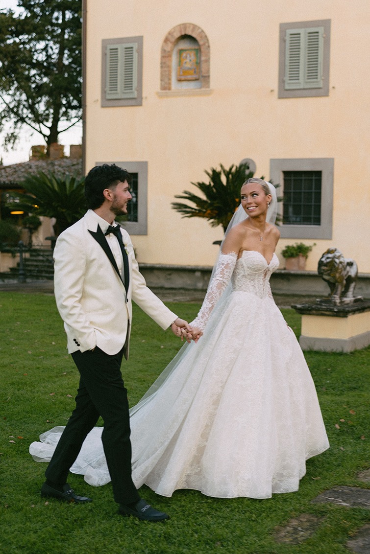 the bride and groom gettin Married in Tuscany Italy