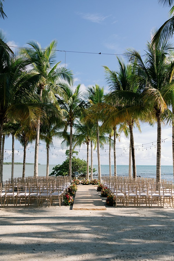 the closest airport to isla bella beach resort