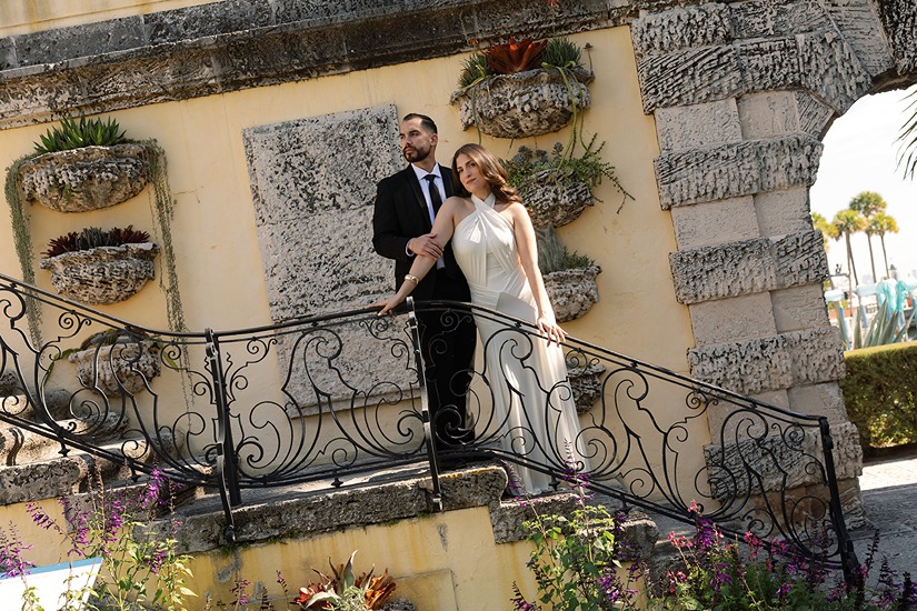 vizcaya museum engagement photos of the couple