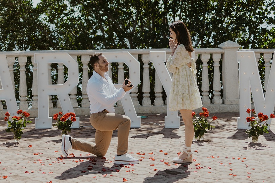 miami engagement photo locations at Deering Estate