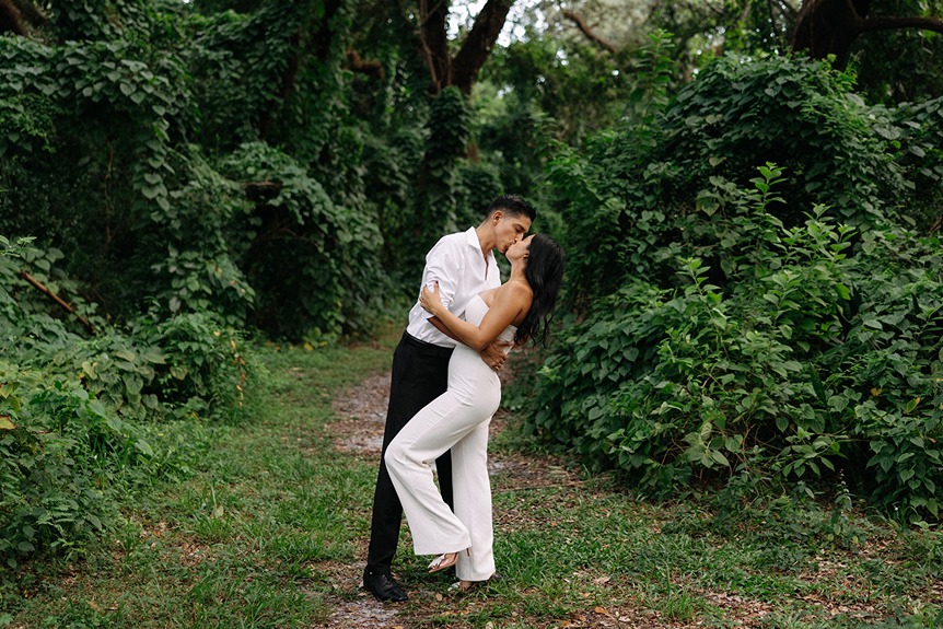 photos of where to take engagement photo locations in miami